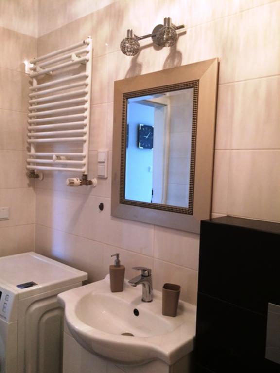 Apartament "Cleopatra 3" Z Miejscem Parkingowym, Faktury Vat Kielce Exterior foto